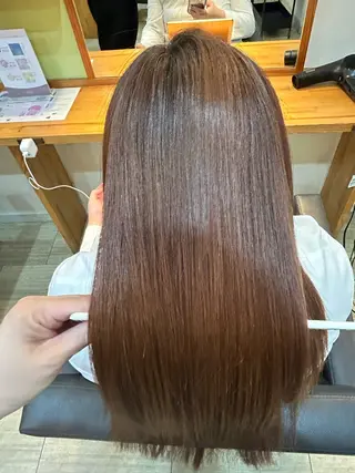 セミロング 東 麻祐子のヘアスタイル