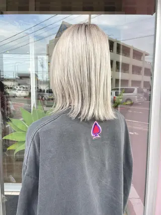 カラー ベージュ/透明感/ 桃子のヘアスタイル