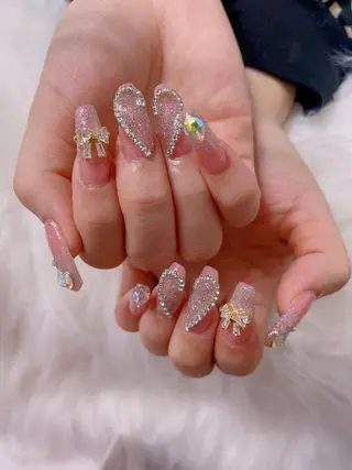 ネイル 菲菲ネイルサロン所属・FF フィフィネイルサロンのネイルデザイン