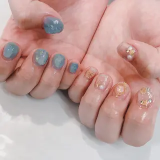 マツエク・マツパ 原 麻耶のヘアスタイル