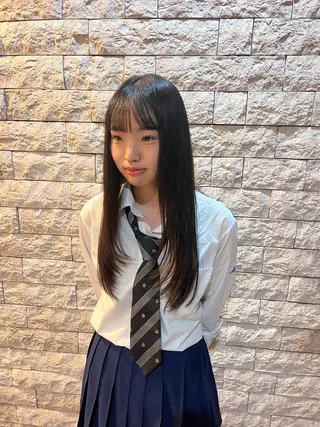NEIRO/透明感 カラーのヘアスタイル