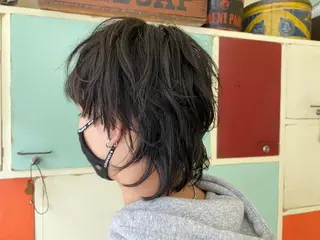 ショート パーマ メンズ ビーハイブデラックス所属・メンズパーマ ニュアンスパーマ田上のヘアスタイル