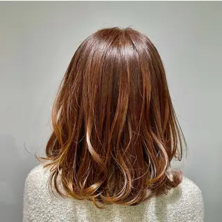 ミディアム カラー tricot TOKYO AVEDA 表参道店所属・西嶋 祐太のヘアスタイル