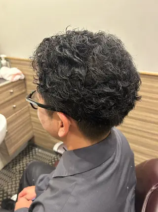 ミディアム パーマ 注意事項見て下さい 【香月】のヘアスタイル