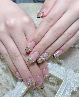 ネイル 🦋 MiKi 🦋 ネイルサロンのネイルデザイン