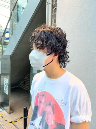 ショート カラー パーマ スパイキーショート/ メンズヘア/hugeのヘアスタイル