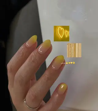 ネイル Me d'eau所属・Me d'eau Rinaのネイルデザイン