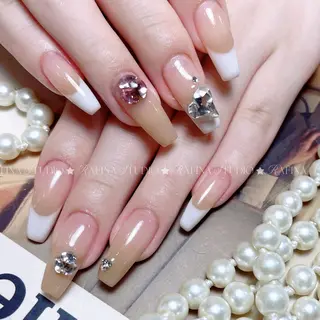 ネイル 玲央 YOYOのネイルデザイン