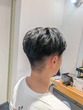 メンズ R…homme所属・Riche hair R…hommeのヘアスタイル