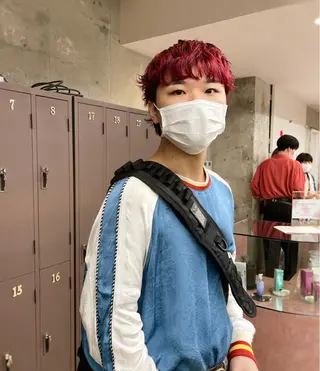 カラー メンズ フェザーパーマ/ 山口大輝のヘアスタイル