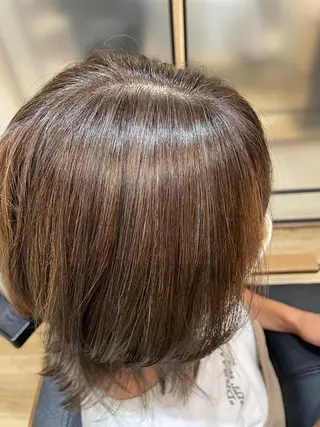 ミディアム シノハラ ガクト ショート/白髪ぼかしのヘアスタイル