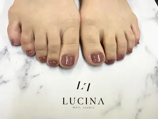ネイル 新橋 ルキナ スタッフのネイルデザイン