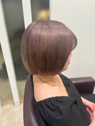 ショート カラー なかの ももかのヘアスタイル