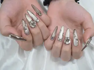 ネイル 中江 彩芽のネイルデザイン