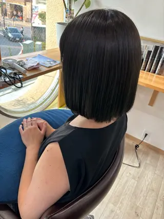 ショート カラー 安成夏音 モデル募集中のヘアスタイル