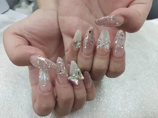 ネイル 河野ちえ (雑誌掲載サロン)のネイルデザイン