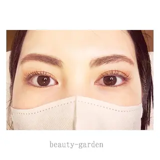 マツエク・マツパ U_la所属・U_la [ウーラ] 片岡の眉毛・アイブロウイメージ