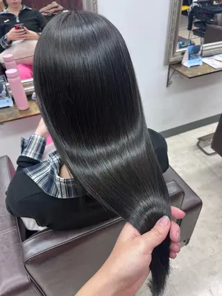 ロング カラー ヘアアレンジ Crescere所属・小島 凜のヘアスタイル