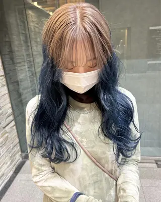 ロング カラー パーマ ヘアアレンジ 髪と音処　マトぺ所属・デザインカラー/ボブ ブリーチカラー/ユリのヘアスタイル