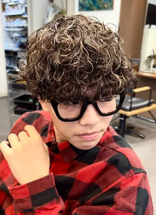 パーマ メンズ 年間2000名担当◎ パーマ職人/仲原佑樹のヘアスタイル