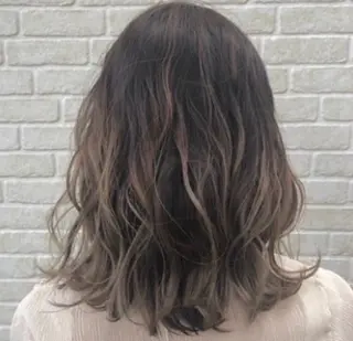 セミロング カラー TELA HAIR君津店【テーラーヘアー】所属・阿部 優奈のヘアスタイル