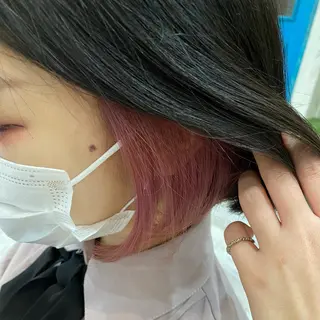 ショート カラー 🫧透け感⋆艶髪💎 山口アヤカのヘアスタイル