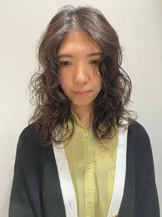 セミロング パーマ ニュアンスヘア☆樋口 希世☆のヘアスタイル