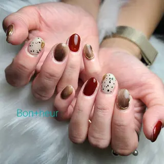 ネイル 宮口 紗子のネイルデザイン