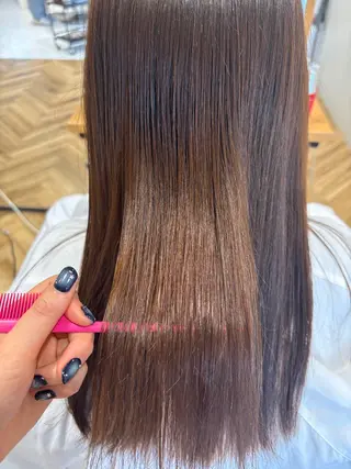 ロング 岩﨑 楓加のヘアスタイル