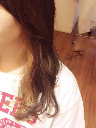 ロング カラー 大場 優のヘアスタイル