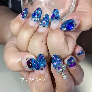 ネイル フラワー ムーンのネイルデザイン