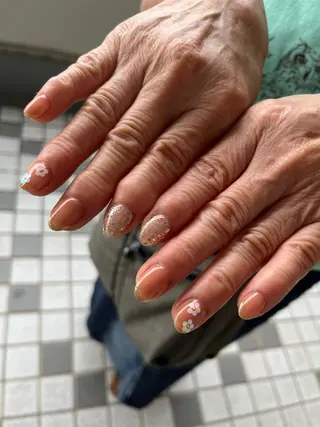 ネイル Momonails Ayanoのネイルデザイン