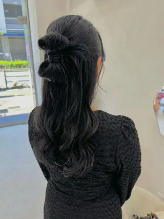 ロング ヘアアレンジ CheRiR所属・アッシュカラーやアレ ンジ得意🌿RIKOのヘアスタイル