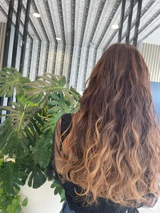 ロング ヘアアレンジ 石坂 瀬音のヘアスタイル