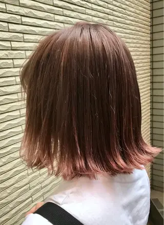 ショート カラー イヤリングカラー Ai 浅草橋店のヘアスタイル