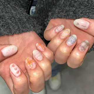 ネイル 🪐富島彩夏 /海外nail🪐のネイルデザイン