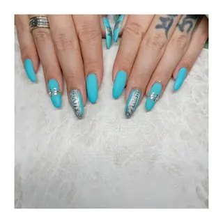 ネイル Nailsalon -Aのネイルデザイン