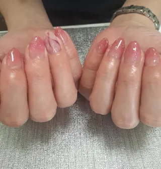 ネイル 鈴木 憂維のネイルデザイン