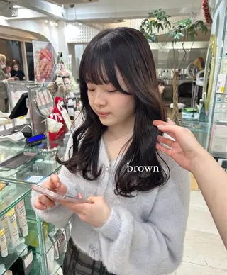 ロング カラー ありむらもえ/ インナーカラーのヘアスタイル