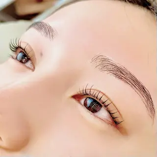 マツエク・マツパ 河戸 充流の眉毛・アイブロウイメージ