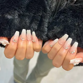 ネイル pool TSUKAMOTOのネイルデザイン