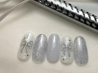 ミディアム アリアグレイス ネイルサロンのネイルデザイン