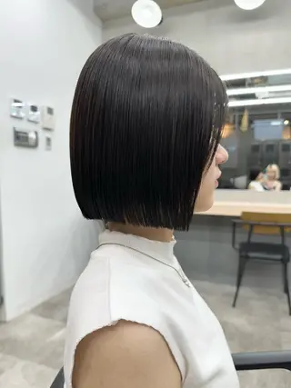 ショート 切りっぱなしボブ/ 小顔ボブNANAのヘアスタイル