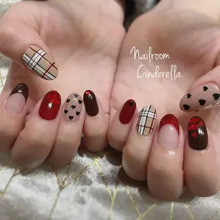 ネイル Nailroom. Cinderellaのネイルデザイン