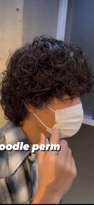 パーマ メンズ fifth 安次富　泰雅のヘアスタイル