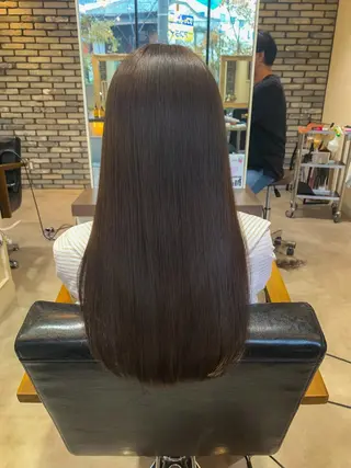 ロング Uni.所属・地毛風ストレート/ 髪質改善/榎本流行のヘアスタイル
