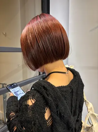 カラー 樋口 初音のヘアスタイル