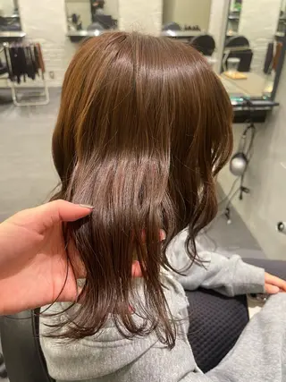 ミディアム カラー ヘアアレンジ esse所属・阪倉 美玲のヘアスタイル