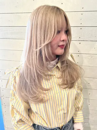 セミロング 🇰🇷韓国風レイヤ ー🇰🇷の達人🔥のヘアスタイル