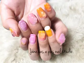 ネイル Yakko pas á pasのネイルデザイン